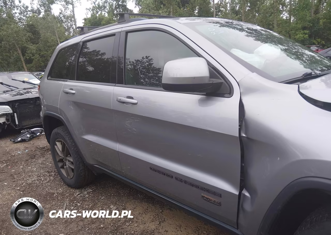 2016 Jeep Grand Cherokee VIN:1C4RJFAG5GC478569 - 13