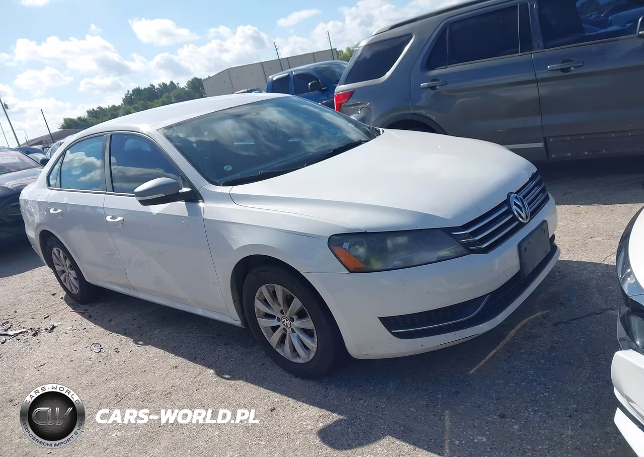 2013 Volkswagen Passat 2.5L S – zdjęcie 1 z 11