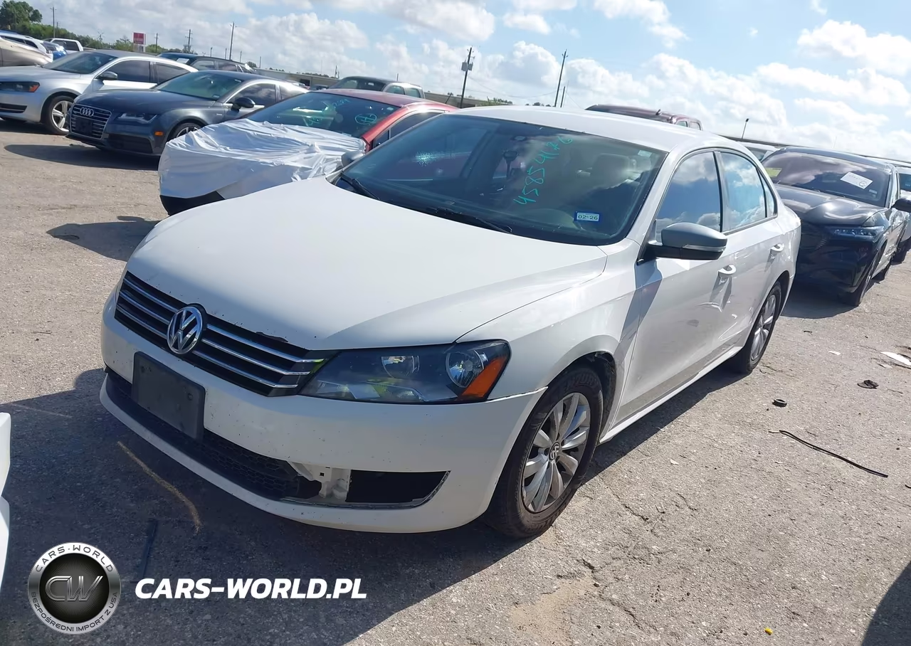 2013 Volkswagen Passat 2.5L S VIN:1VWAH7A31DC053645 - 2