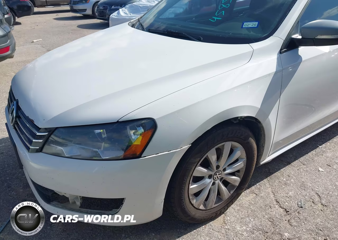 2013 Volkswagen Passat 2.5L S VIN:1VWAH7A31DC053645 - 6