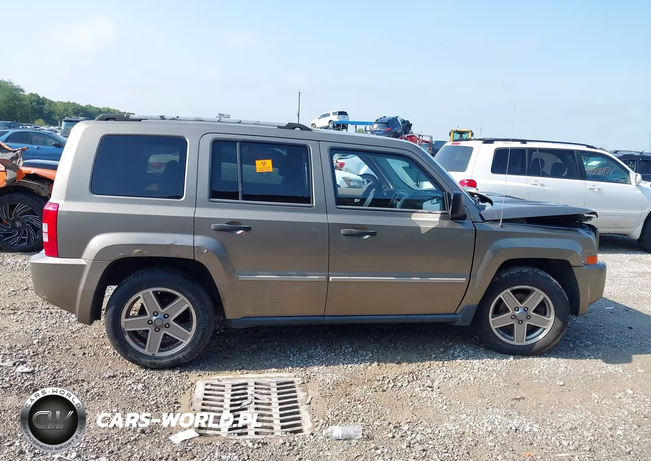 2008 Jeep Patriot Limited VIN:1J8FT48W78D558233 - 13