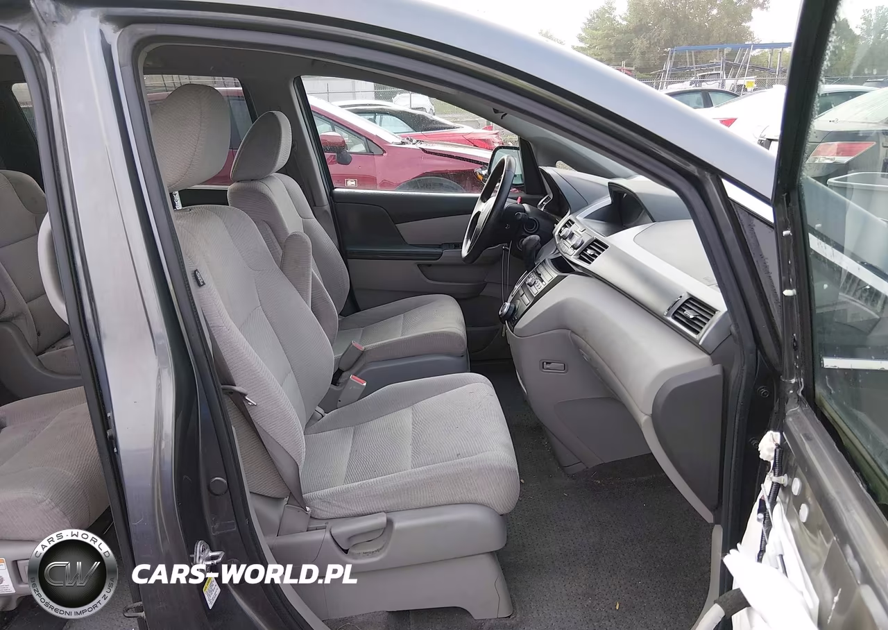 2011 Honda Odyssey Lx VIN:5FNRL5H24BB024789 - 5