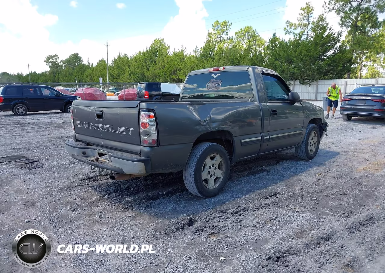 2002 Chevrolet Silverado 1500 VIN:1GCEC14W22Z201236 - 4