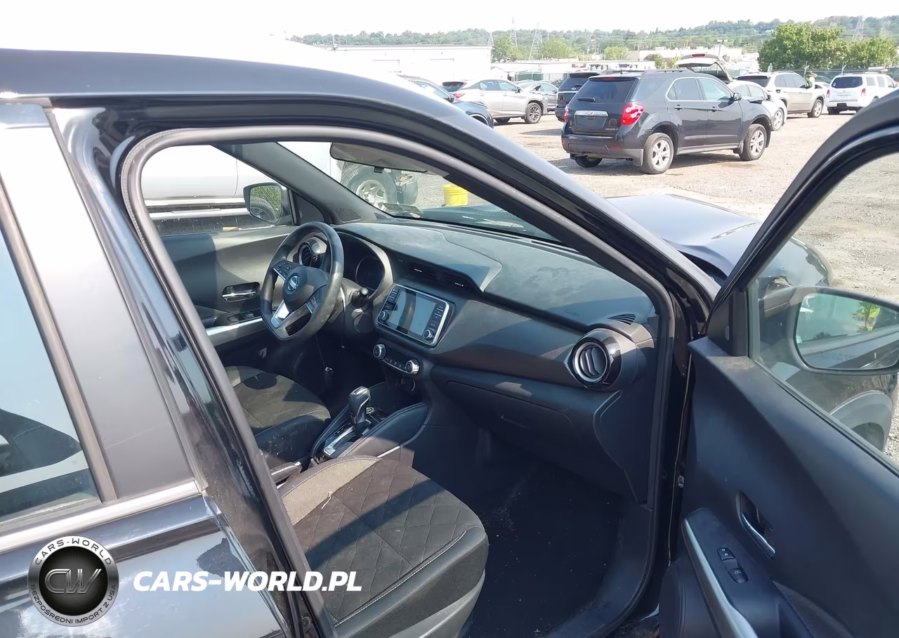 2019 Nissan Kicks Sv VIN:3N1CP5CU0KL502195 - 5