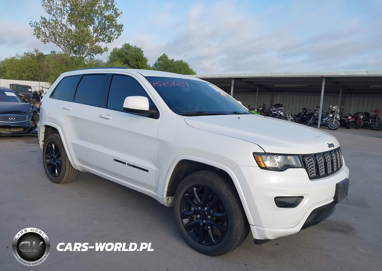 2018 Jeep Grand Cherokee Altitude 4X4 – zdjęcie 1 z 17