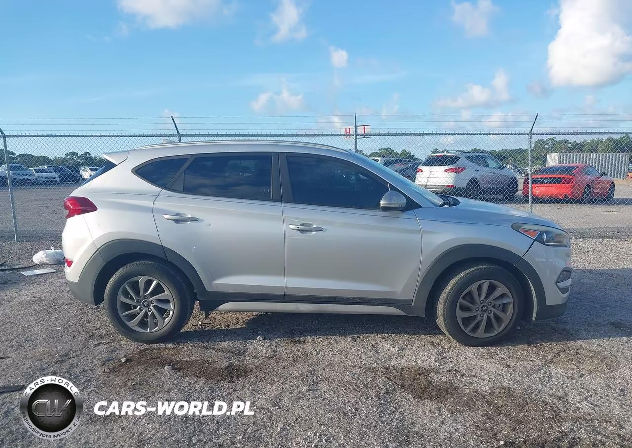 2017 Hyundai Tucson Se Plus VIN:KM8J33A47HU514961 - 13