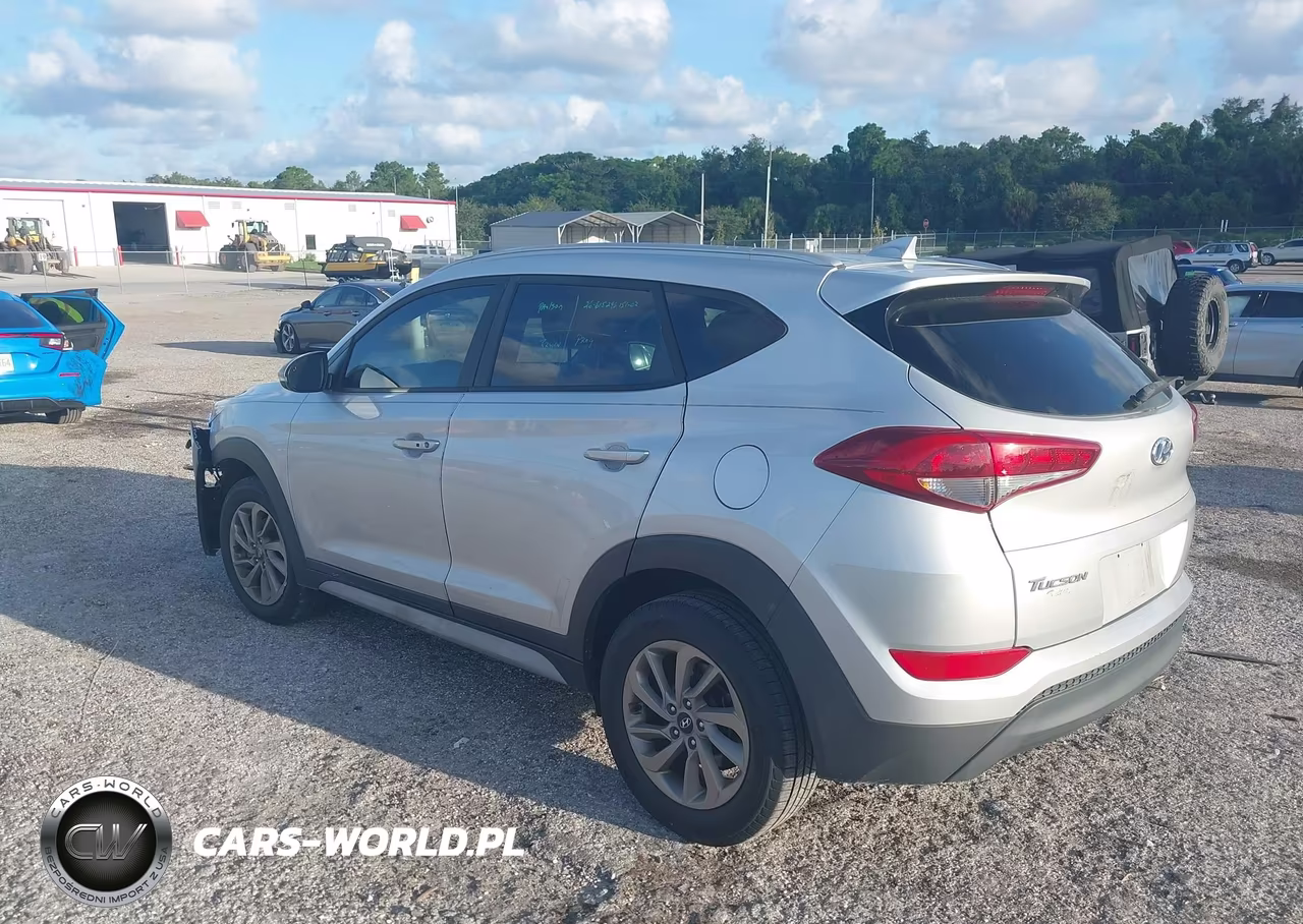 2017 Hyundai Tucson Se Plus VIN:KM8J33A47HU514961 - 3
