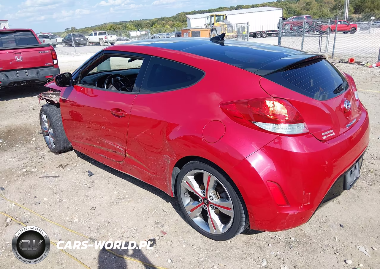 2016 Hyundai Veloster VIN:KMHTC6AD8GU273260 - 3