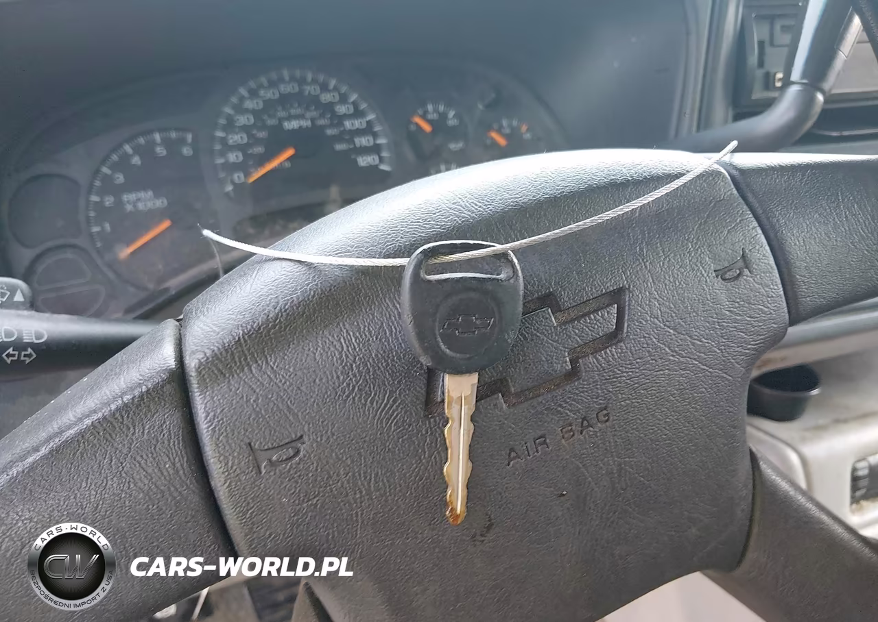 2004 Chevrolet Suburban 1500 Ls VIN:1GNFK16T04J216630 - 11