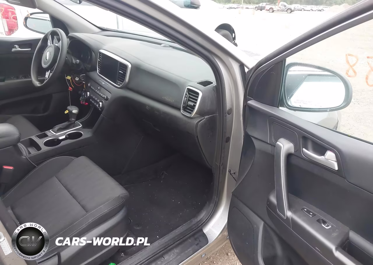 2022 Kia Sportage Lx VIN:KNDPMCAC1N7000830 - 5
