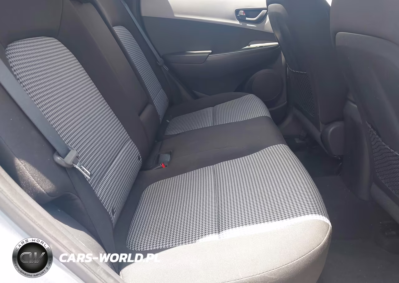 2019 Hyundai Kona Se VIN:KM8K12AAXKU242634 - 8