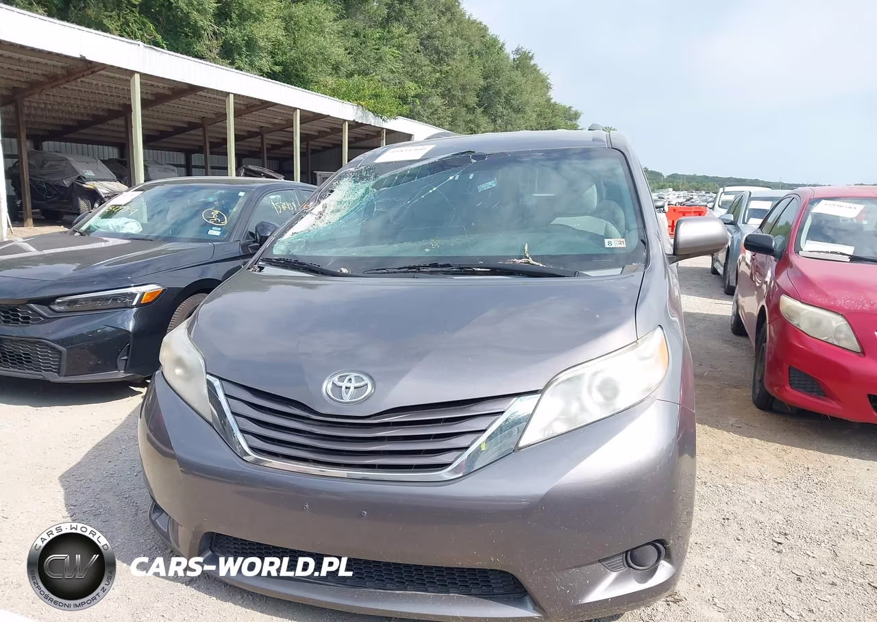 2016 Toyota Sienna Le 8 Passenger VIN:5TDKK3DC0GS694219 - 12