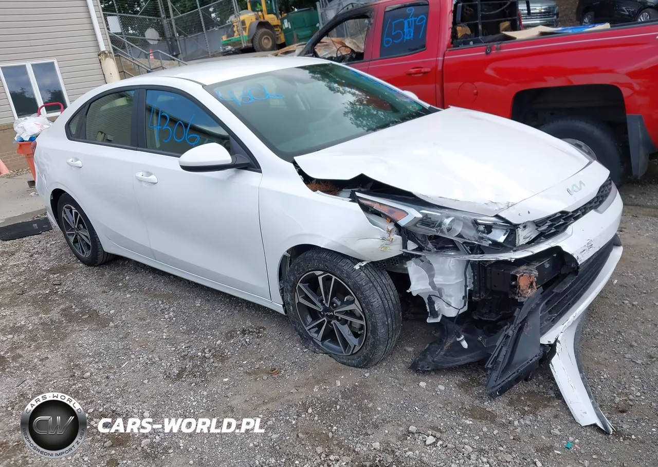 2023 Kia Forte Lxs – zdjęcie 1 z 16