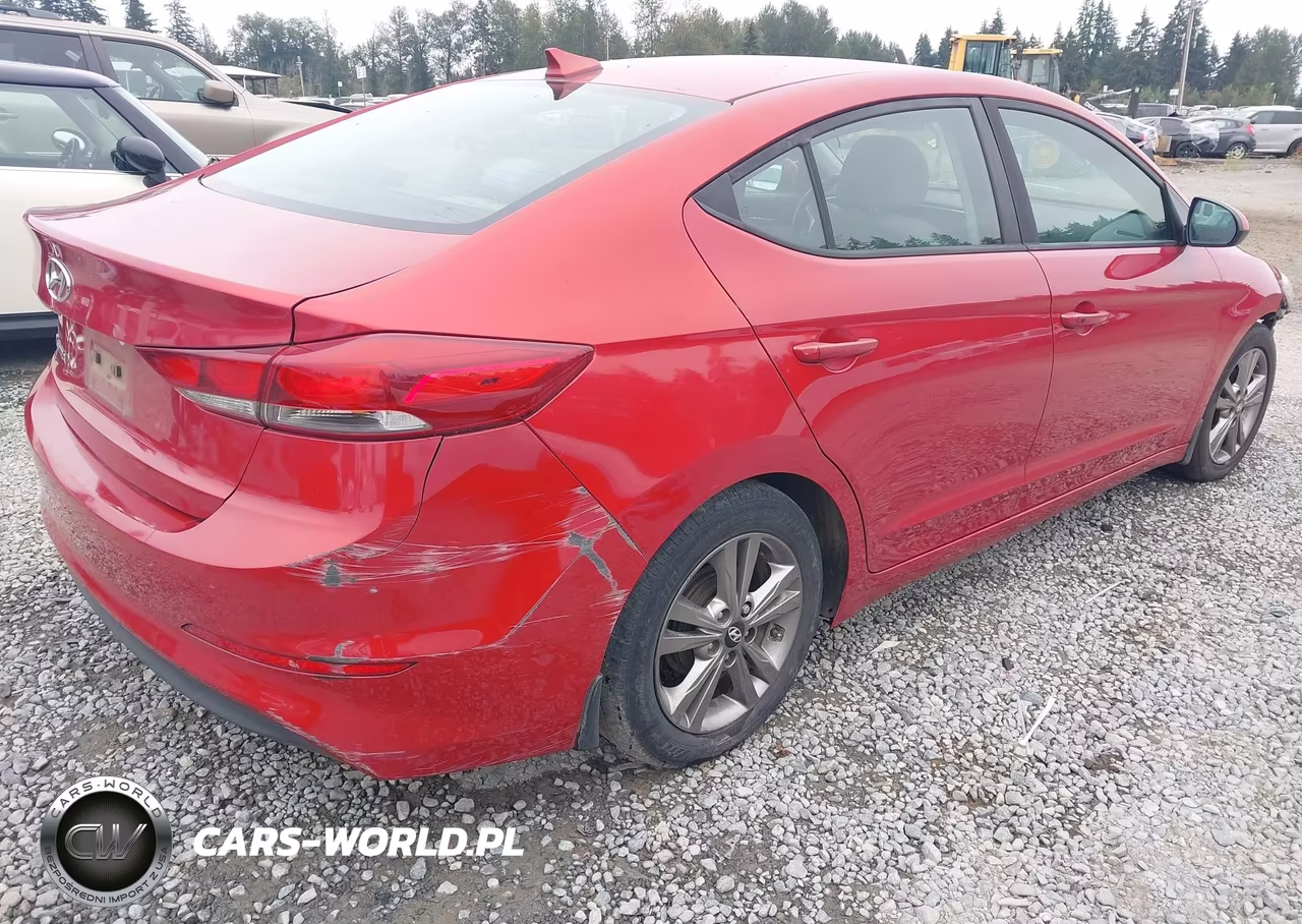 2017 Hyundai Elantra Se VIN:5NPD84LF8HH041024 - 4