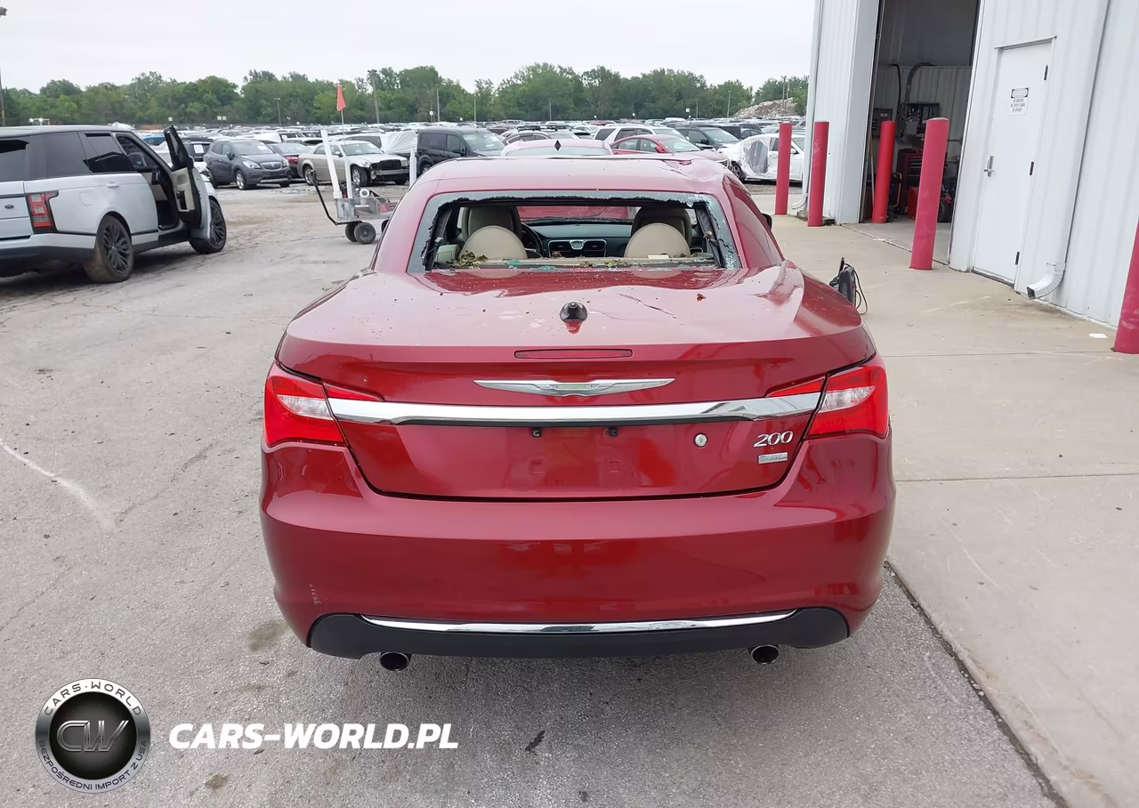 2013 Chrysler 200 Limited VIN:1C3BCBFG2DN509455 - 16