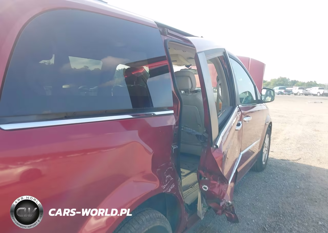 2010 Chrysler Town & Country New Limited VIN:2A4RR7DX2AR449386 - 6