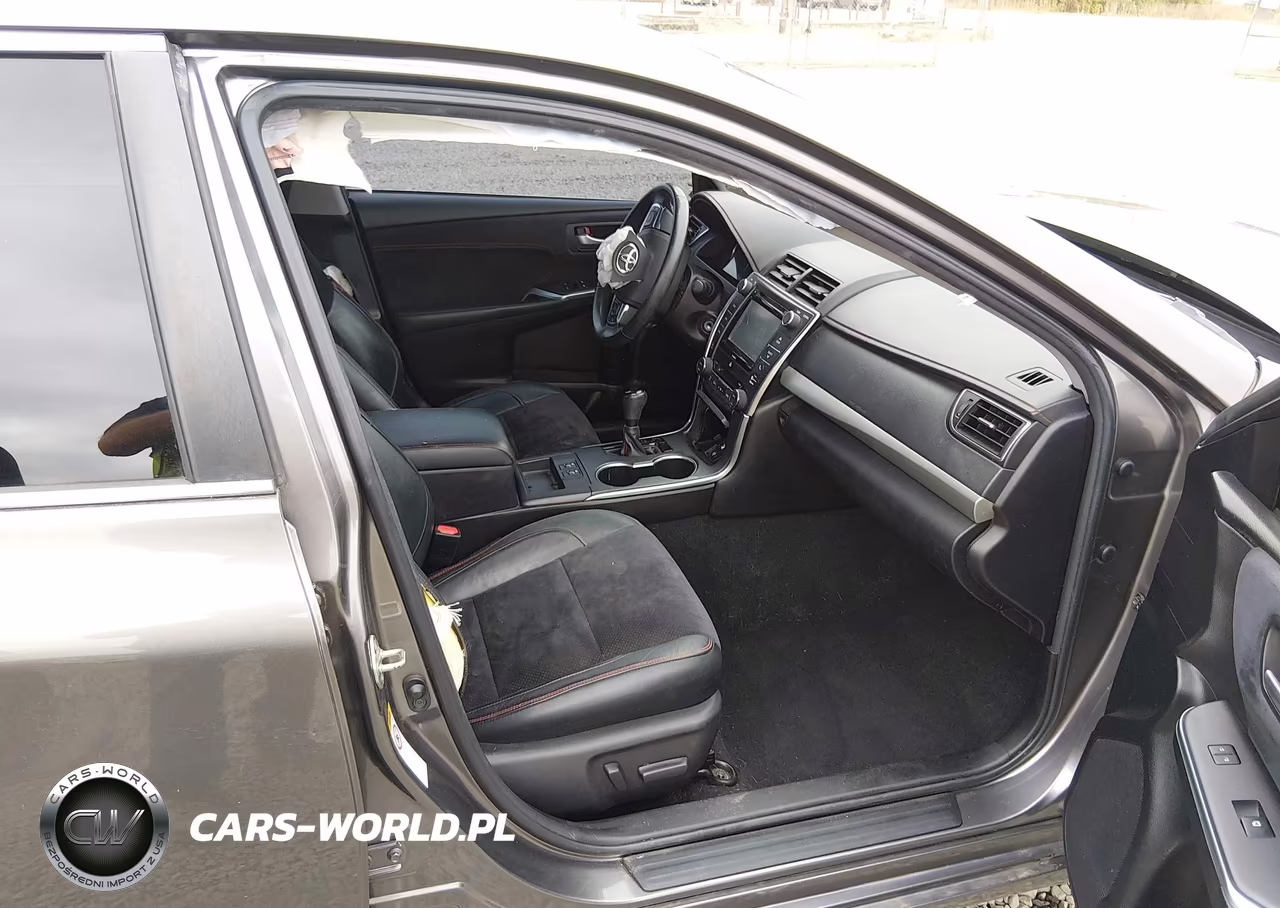 2017 Toyota Camry Xse VIN:4T1BF1FK0HU277933 - 5