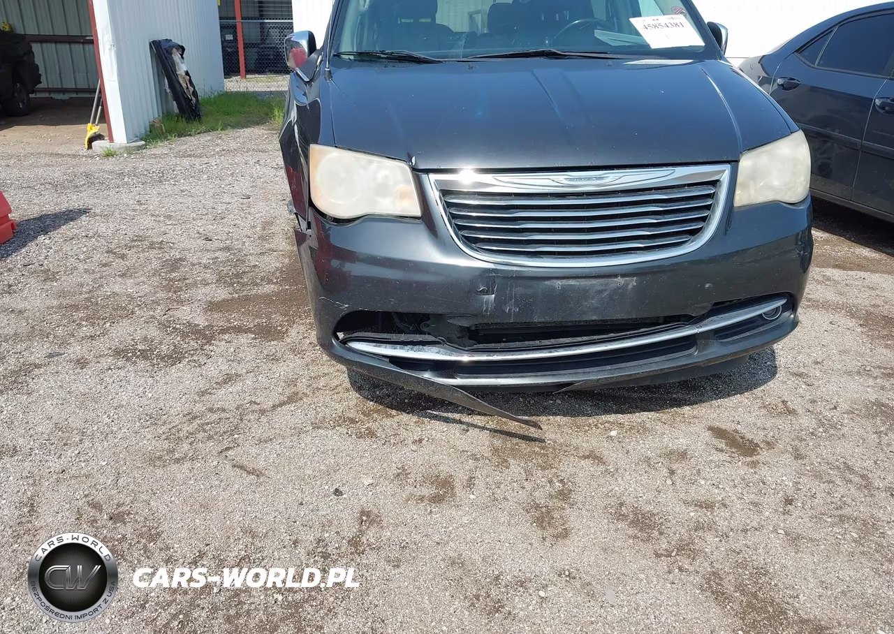 2011 Chrysler Town & Country Touring-L VIN:2A4RR8DG8BR799645 - 13