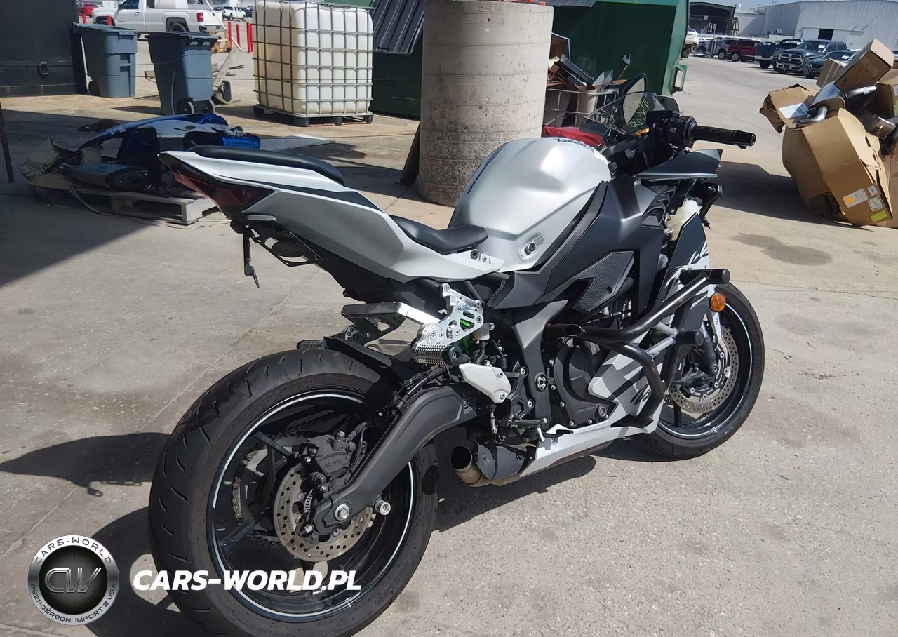 2025 Kawasaki Zx400 S VIN:ML5ZXCS18SDA42368 - 4