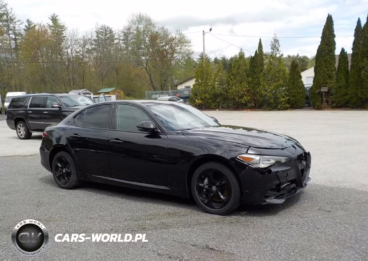 ALFA  ROMEOGIULIA – zdjęcie 1 z 14