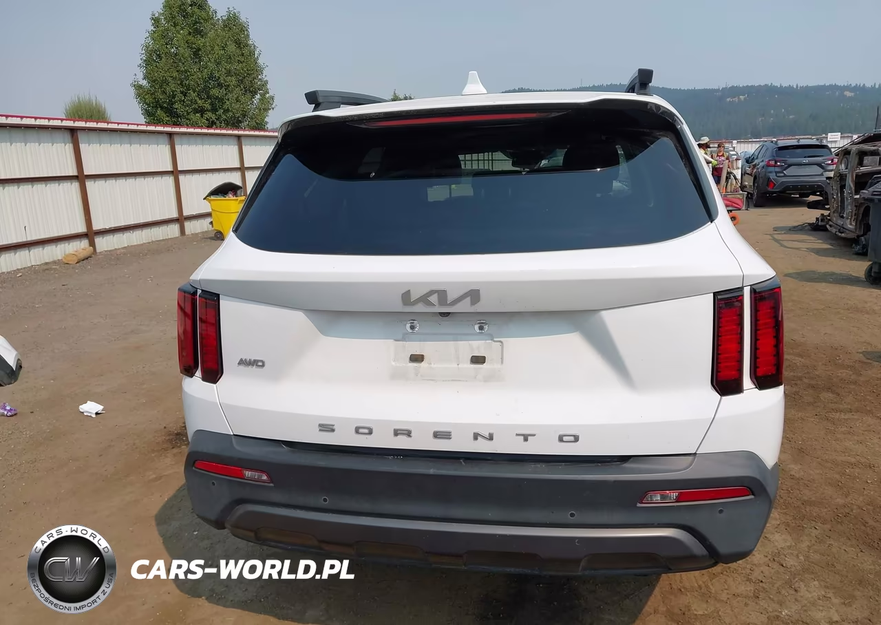 2022 Kia Sorento X-Line S VIN:5XYRLDLC8NG082136 - 17
