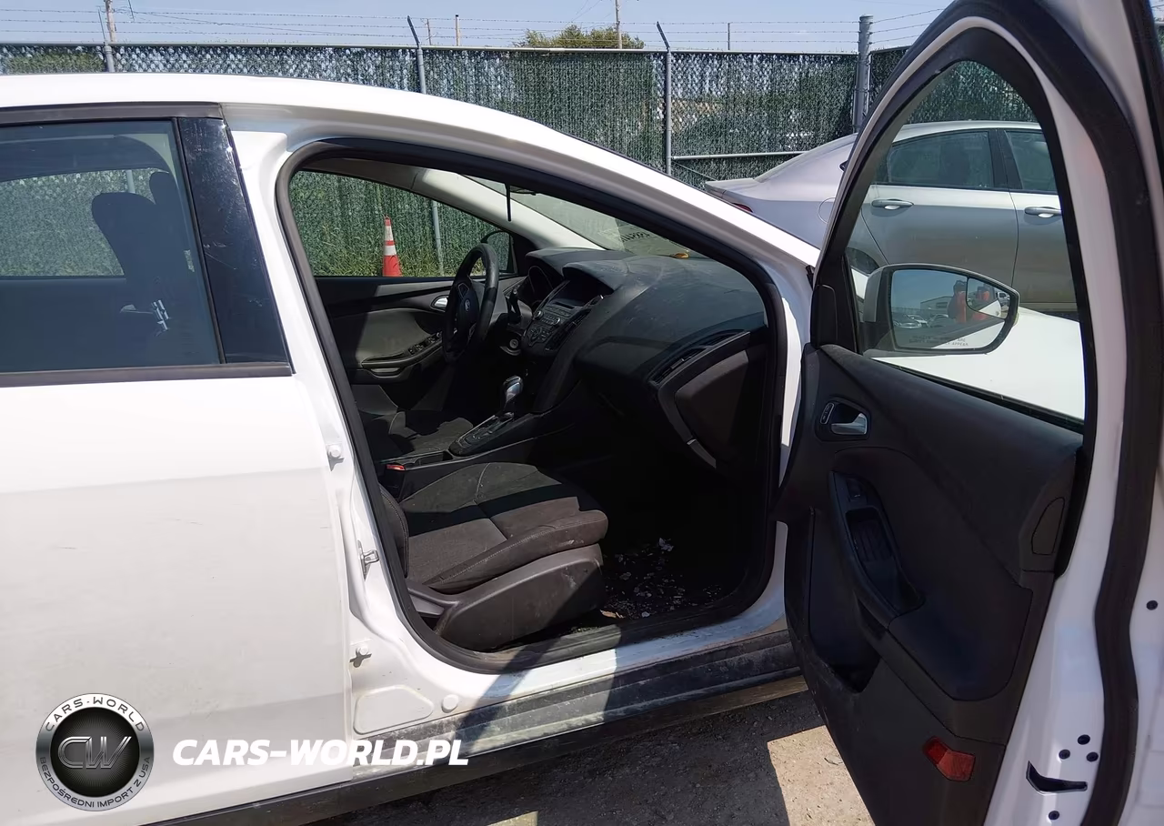 2015 FORD FOCUS SE VIN:1FADP3K26FL292697 - 5