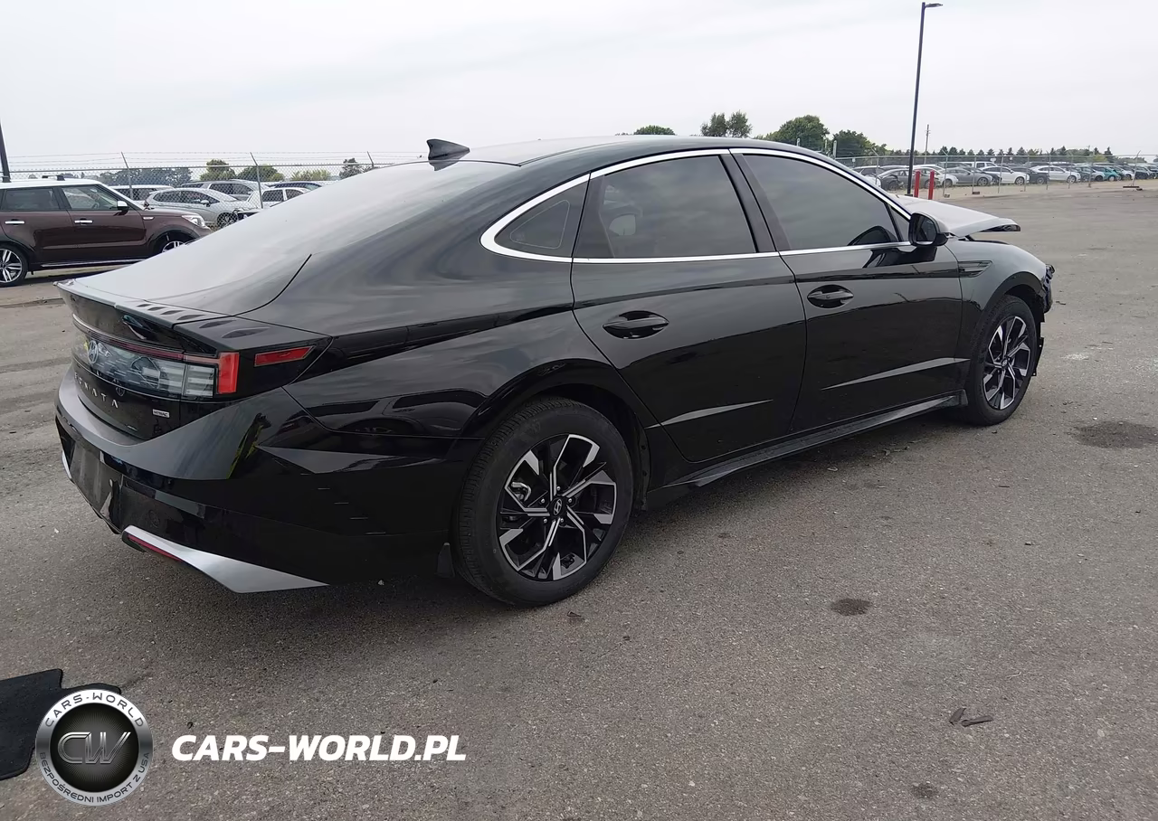 2025 Hyundai Sonata Sel VIN:KMHL64JA7SA507402 - 4