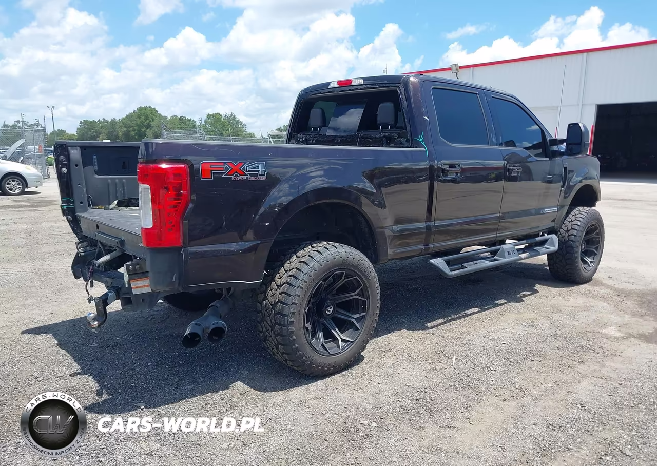 2019 Ford F-250 King Ranch-Lariat-Limited-Platinum-Xl-Xlt VIN:1FT7W2BT9KEC96285 - 4