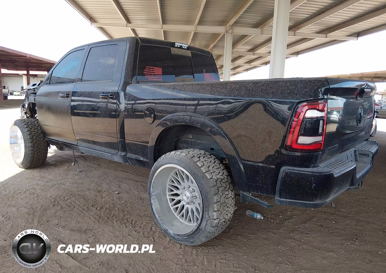2019 Ram 2500 Laramie 4X4 6'4 Box VIN:3C6UR5FL0KG702041 - 3