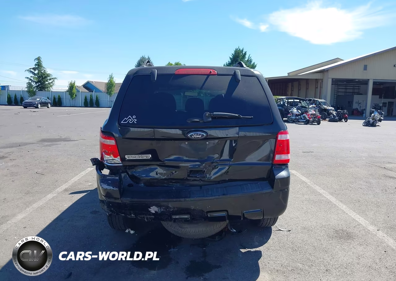 2011 Ford Escape Xlt VIN:1FMCU0D76BKA08244 - 16