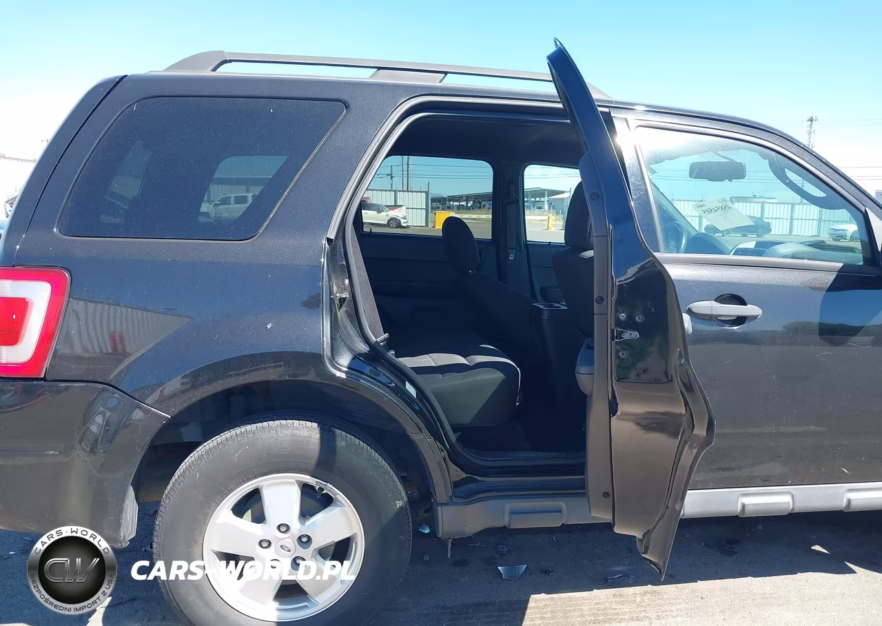 2011 Ford Escape Xlt VIN:1FMCU0D76BKA08244 - 8