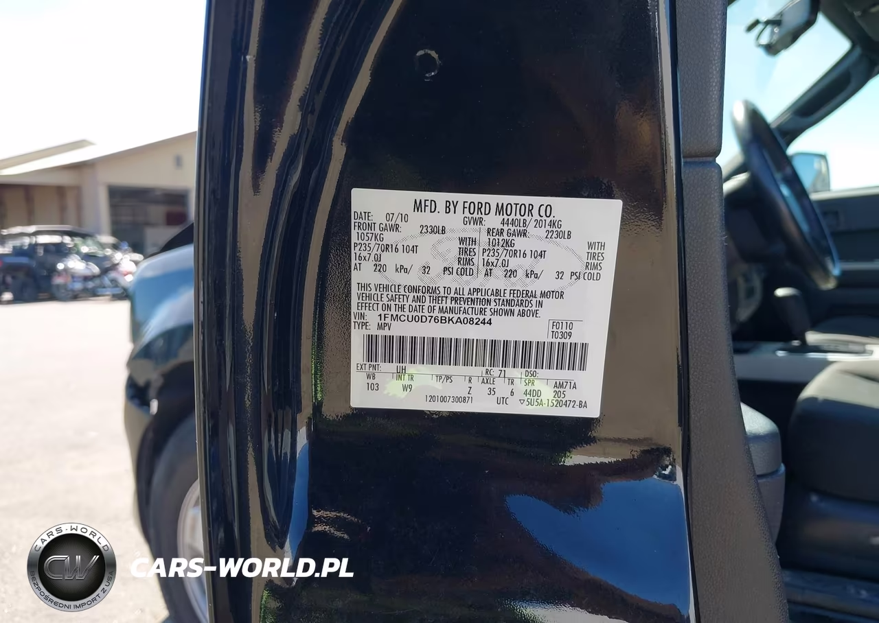2011 Ford Escape Xlt VIN:1FMCU0D76BKA08244 - 9