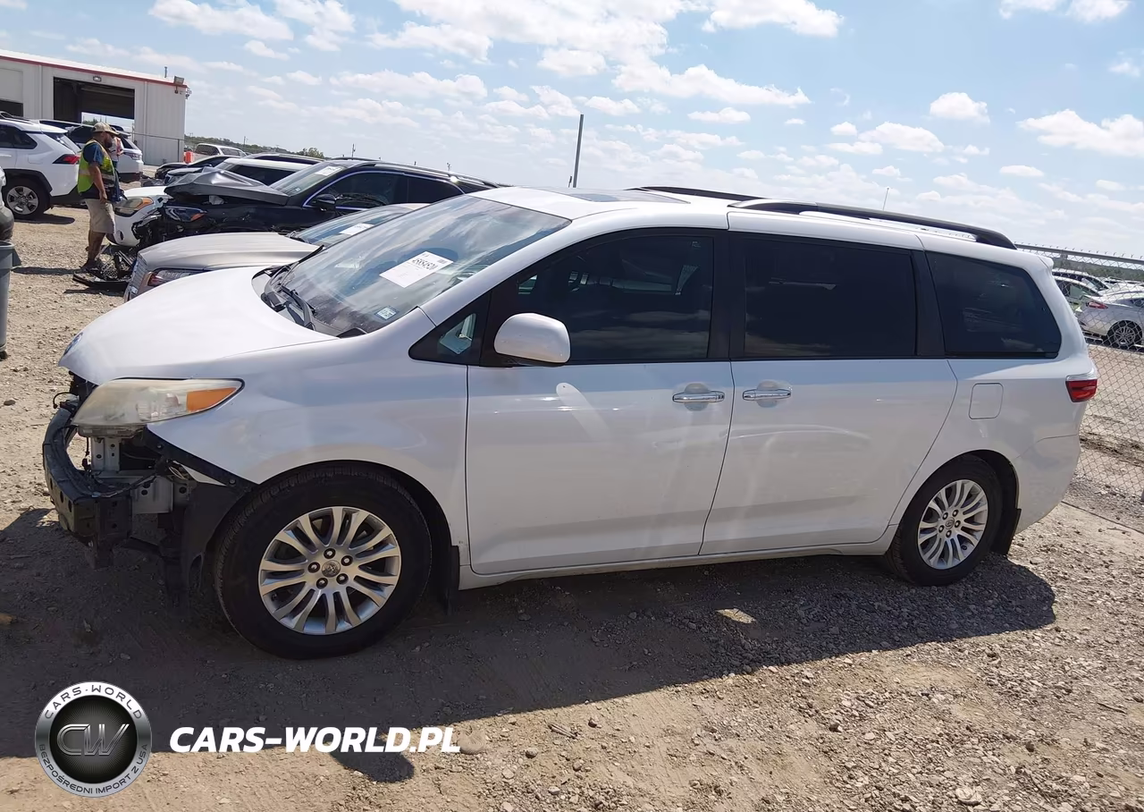 2015 Toyota Sienna Xle Premium 8 Passenger VIN:5TDYK3DC7FS665468 - 14