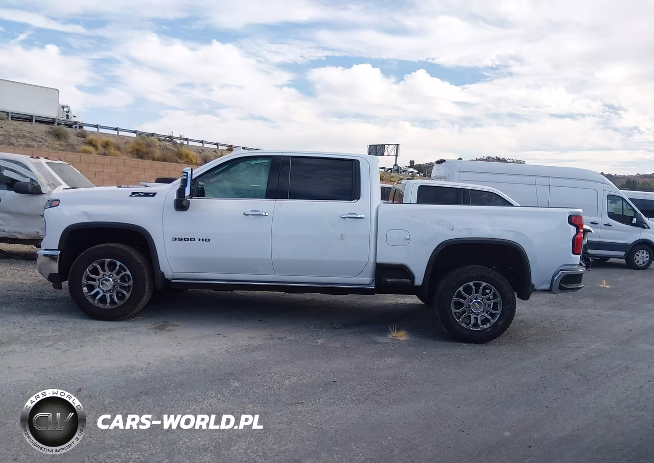 2026 Chevrolet Silverado 3500 Hd , Standard Bed, Ltz, 4Wd VIN:1GC4KUEY6TF201372 - 17
