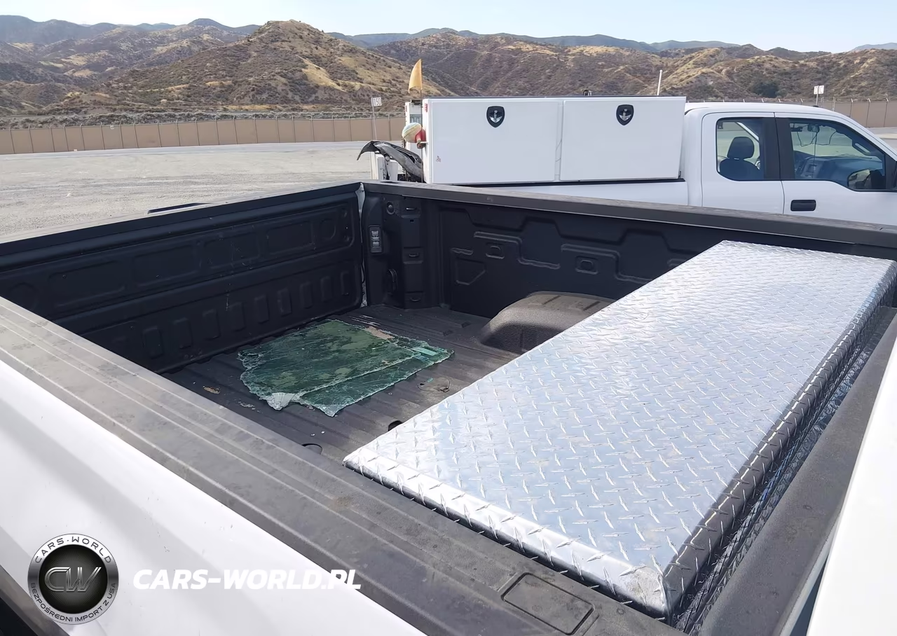 2026 Chevrolet Silverado 3500 Hd , Standard Bed, Ltz, 4Wd VIN:1GC4KUEY6TF201372 - 6