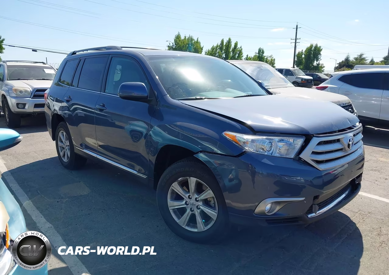 2013 Toyota Highlander Base Plus V6