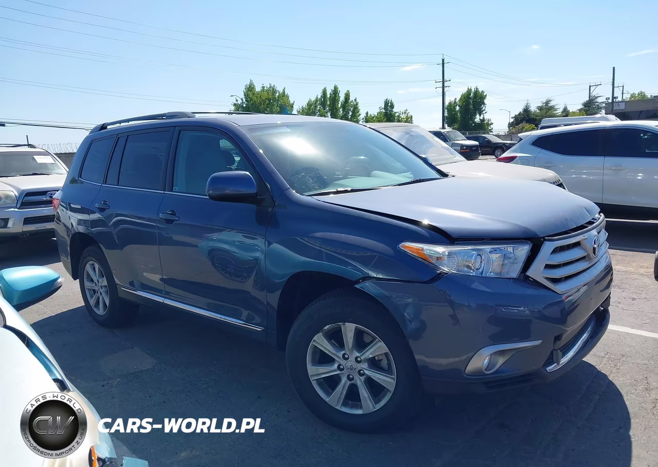 2013 Toyota Highlander Base Plus V6 VIN:5TDZK3EH3DS126891 - 13