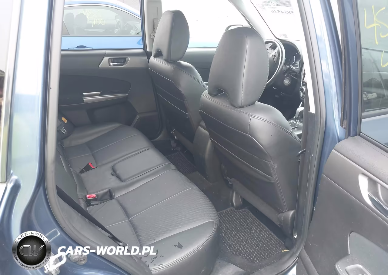 2011 Subaru Forester 2.5X Touring VIN:JF2SHAGC7BH738570 - 8