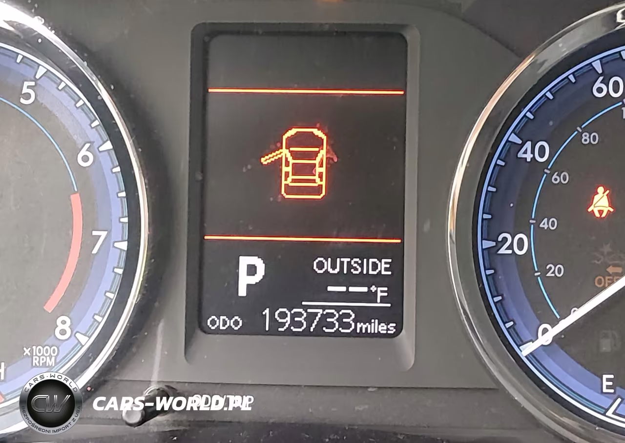 2018 Toyota Corolla Le VIN:2T1BURHEXJC073319 - 15