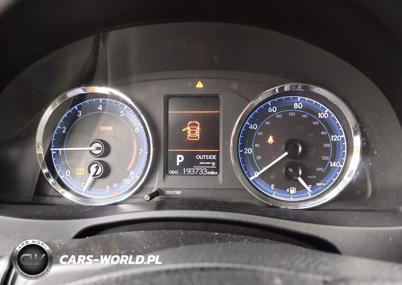2018 Toyota Corolla Le VIN:2T1BURHEXJC073319 - 7