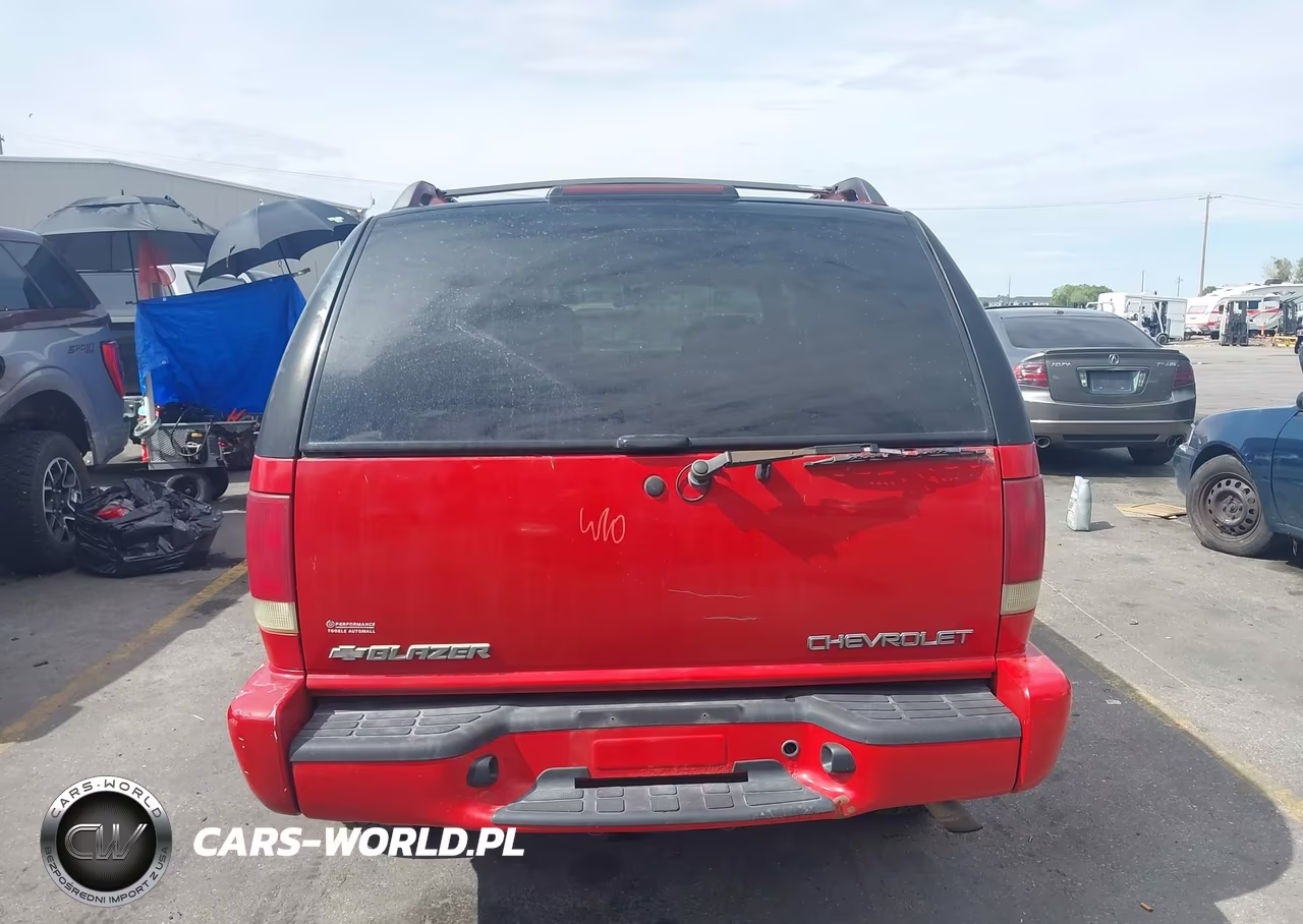 2001 Chevrolet Blazer VIN:1GNDT13W81K225651 - 17
