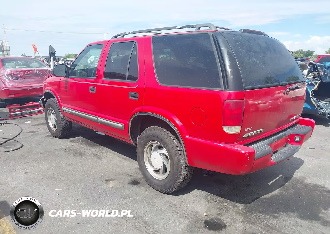 2001 Chevrolet Blazer VIN:1GNDT13W81K225651 - 3