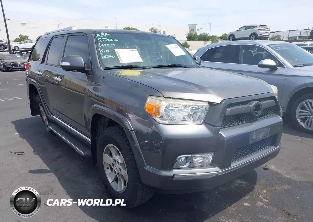 2013 Toyota 4Runner Sr5