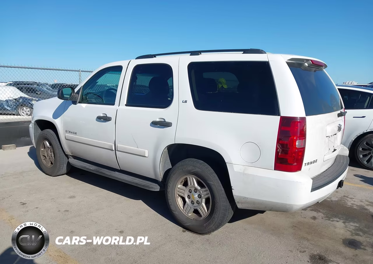 2008 Chevrolet Tahoe Ls VIN:1GNFC13038R269496 - 3
