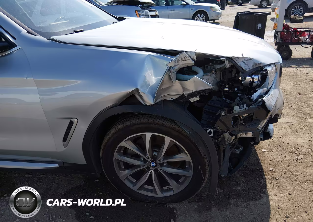 2019 BMW X3 Sdrive30I VIN:5UXTR7C57KLE93603 - 6