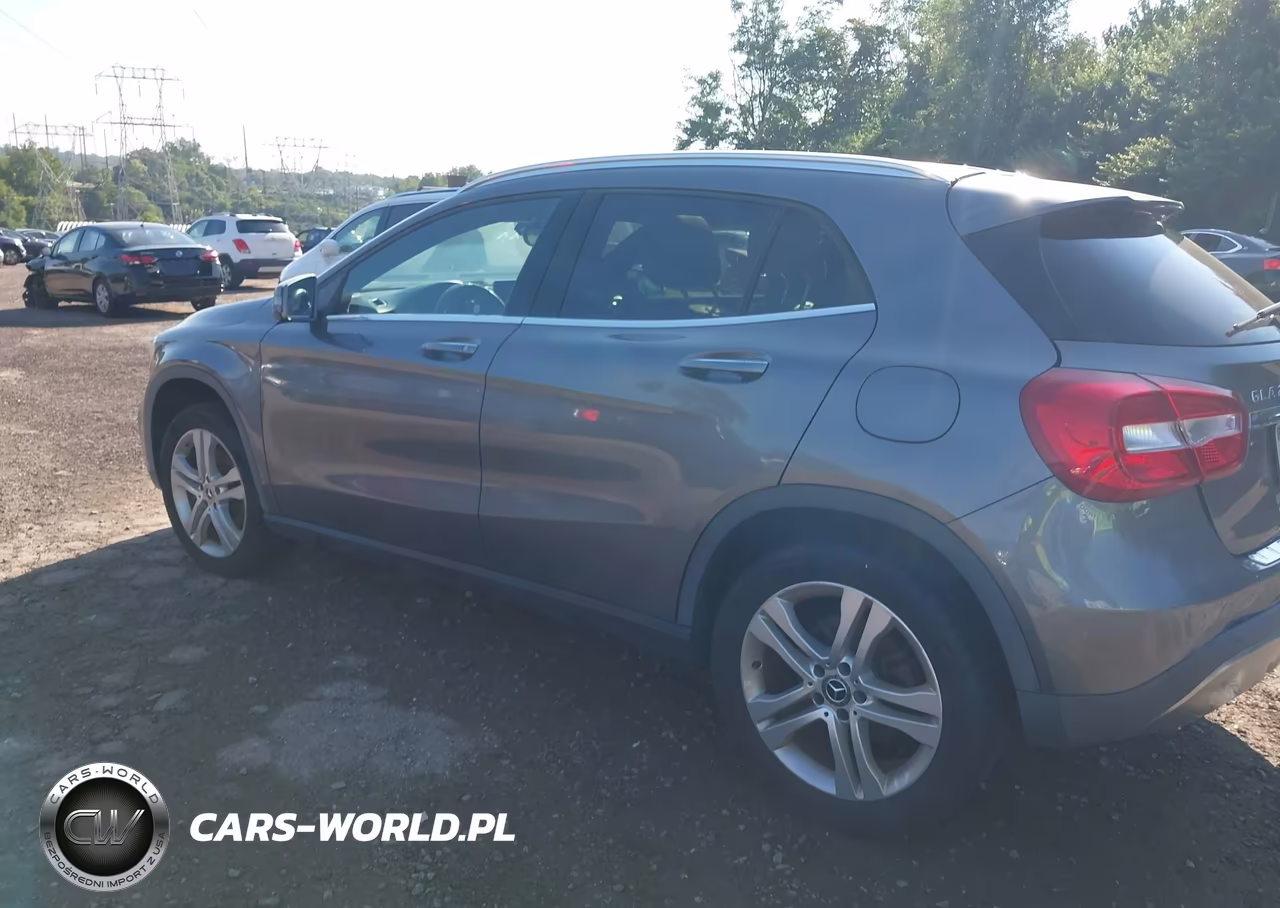 2018 Mercedes-Benz Gla 250 4Matic VIN:WDCTG4GB2JJ393268 - 3