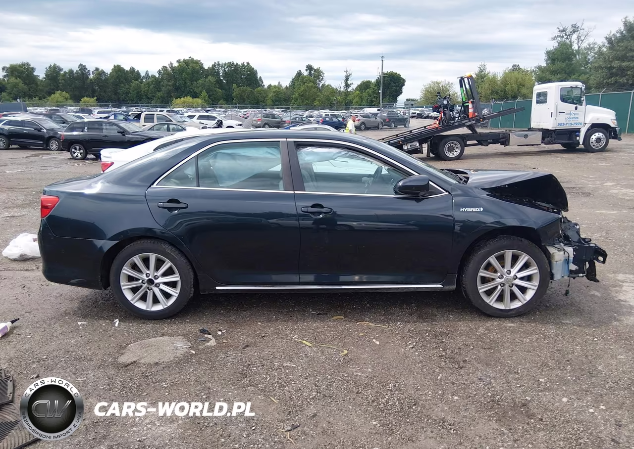 2013 Toyota Camry Hybrid Xle VIN:4T1BD1FK0DU070460 - 13