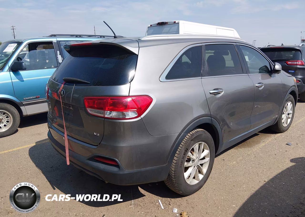 2017 Kia Sorento 3.3L Lx VIN:5XYPGDA54HG193609 - 4