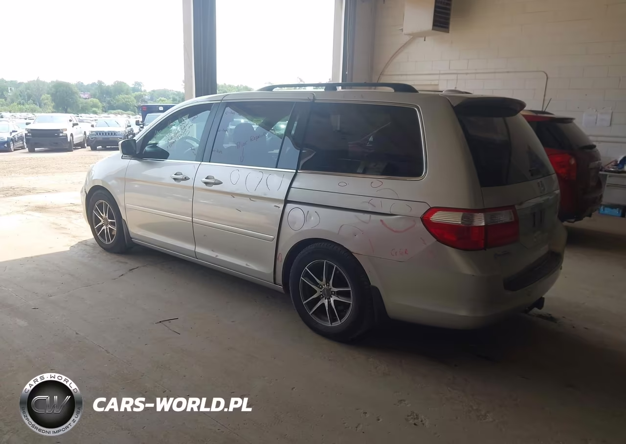 2005 Honda Odyssey Touring VIN:5FNRL38855B114997 - 3
