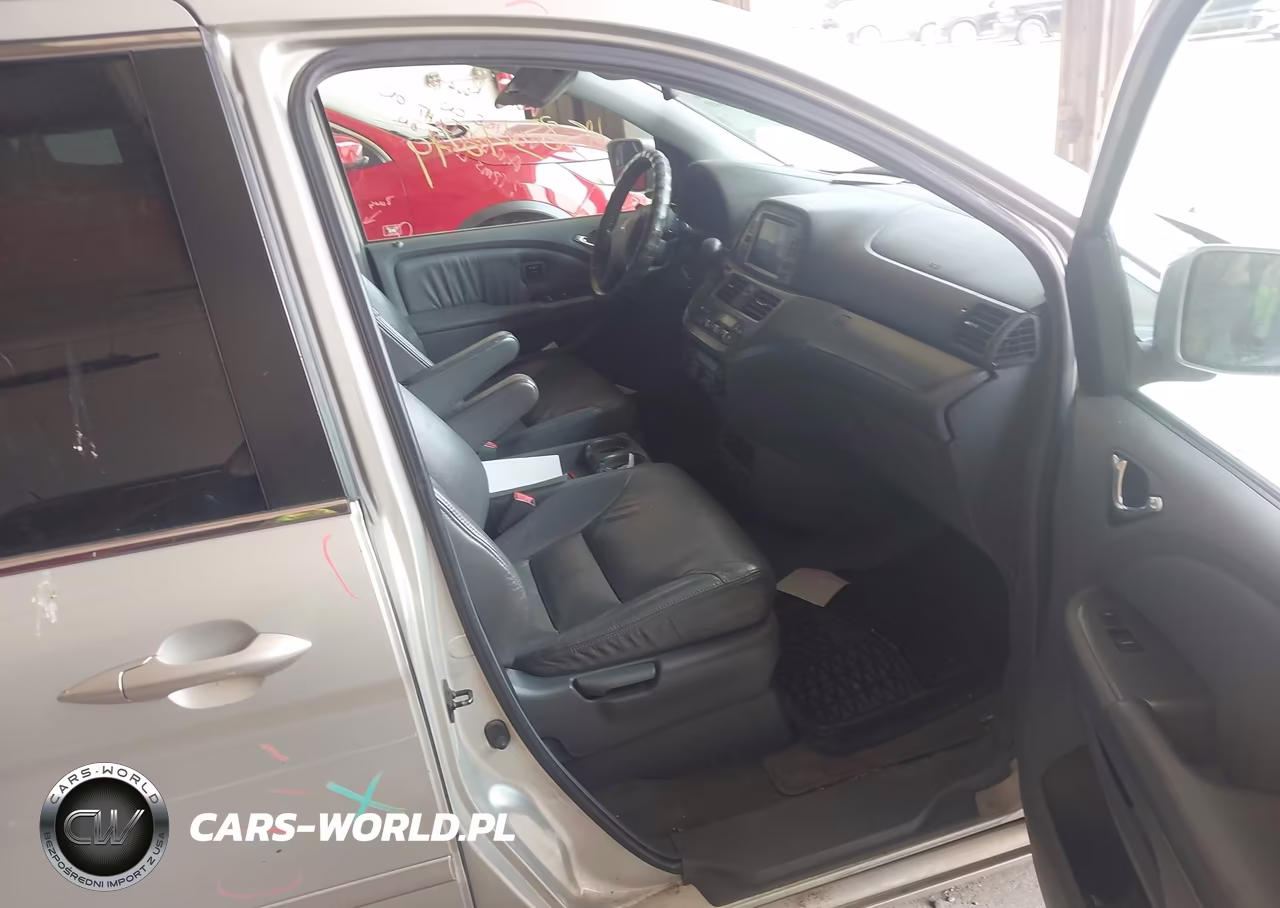 2005 Honda Odyssey Touring VIN:5FNRL38855B114997 - 5